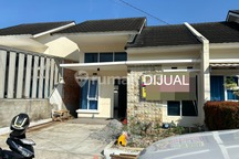 Dijual rumah siap huni komplek Green Center Park