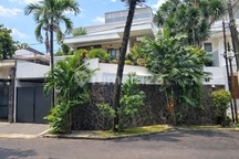 Turun Harga! Dijual Rumah Dalam Komplek Bukit Cinere Indah