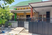 Disewakan Rumah Cantik di area Bandara Juanda Cocok untuk para pekerja Bandara