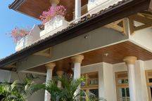 Villa 2 Lantai Tanah Luas 4 Are Furnished Di Sanur Dekat Pantai