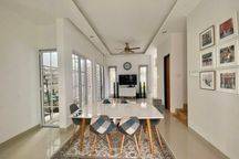Rumah Dijual/sewa Mewah Luas Semifurnish Cocok Untuk Keluarga Tercinta