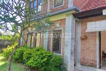 Rumah Kebun Luas Batursari Sanur Bali