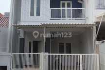Dijual Rumah Modern Purimas Selangkah Ke Kampus UPN