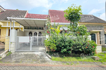 Rumah Furnished Siap Huni Tinggal Bawa Koper Udara Sejuk