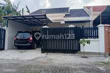 Rumah Baru Minimalis Modern Lokasi Strategis Dekat Pusat Kota