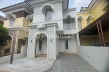 Murah, Dekat LRT Harjamukti & Tol, Rumah 2 LT Baru Renovasi