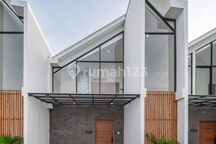 Villa Modern Minimalis 2Br Seminyak - View Sawah & Private Pool