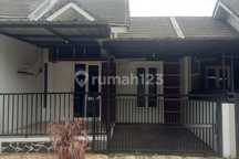 Rumah Siap Huni Dalam Perumahan dengan Fasilitas Lengkap.