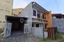 Rumah Semi Furnish 3KT Lokasi Strategis Di Jl Menteri Supeno