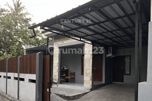 Rumah 3 Kamar Tidur di Jalan Godean Dekat Malioboro Harga Murah