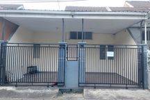 DISEWAKAN RUMAH SEMI FURNISHED DI GREEN MANSION RESIDENCE