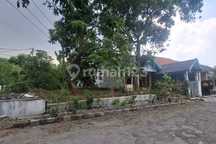 Dijual Rumah Hitung Tanah Lokasi Satelit Menganti Indah Gresik