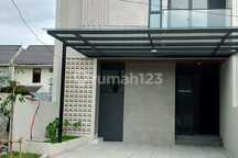 Dijual Rumah 2 Lantai New Lokasi Northwest Lake Citraland