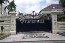 Rumah Super Mewah di Raya Jemur Andayani Jemur Wonosari Wonocolo Surabaya