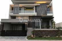 Dijual Rumah Minimalis Modern House ( Split Level ) dan Full Furnished