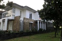 Dijual Rumah Diamond Hill Citraland Surabaya