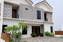 Dekat Stasiun Whoosh & Gerbang Tol Padalarang Rumah Sejuk Berkabut Bebas Polusi di Bandung Barat