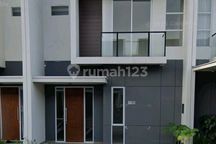 Disewakan Rumah Central Park Terjangkau Bonus Kanopi