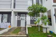 Rumah 2 Lantai 2 Kamar di Grand City Balikpapan