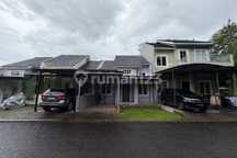 Dijual Murah Rumah 1,5 Lantai di Kota Wisata