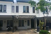 Dijual Rumah Mansion Nine Under 1M, Dekat Citraland, Wisata Bukit Mas , Royal Residence