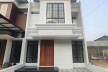 Rumah 2 Lantai | 3,5 KM Toll Sawangan & Kukusan | Free Biaya -Biaya | Classic Modern 