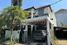 Rumah Siap Huni 2 Lantai Strategis di Gatsu Timur - Cocok untuk Kantor atau Hunian | Prpd246