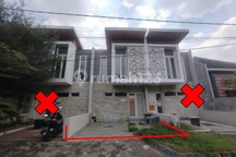 Dijual Via Lelang Rumah 2Lt Perum Puri Safira Regency Menganti Gresik