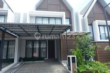 Disewakan Rumah di Kawasan Asri & Dekat dengan Gerbang Utama