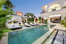 Luxury 3-Bedroom Villa For Rent | Canggu - Kerobokan (347V)