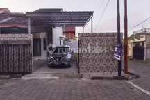 Rumah Sewa Cluster Nusa Dua Nyaman No Furnish Akses Tol Nusa Dua.