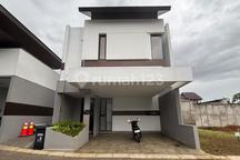 Rumah 2 Lantai Listrik dan Wifi Sudah Underground Rumah Sultan Harga Affordable Rumah Bagus SHM