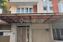 Disewakan Rumah Cantik Cluster Sumarecon 7 Menit Dari St.lrt