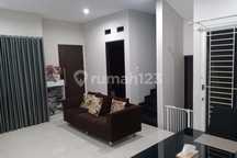 Disewakan Rumah Full Furnish Siap Huni Sayap Setraduta