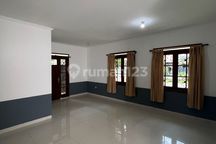 Rumah Minimalis Modern Posisi Hook Siap Huni di Pusat Kota Cimahi