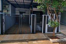 Disewakan Rumah & Garasi Carport Besar, di Kawasan Grand Depok City