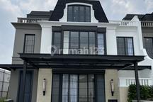 Rumah Mewah 3 Lantai Paling Cantik dan Terlaris di Gading Sepong