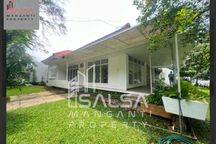 DISEWAKAN Cepat  Rumah SIAP HUNI & STRATEGIS Bisa untuk komersil, silent office, hunian multifungsi harga Rp.800 juta Lokasi Dekat Mega kuningan dan sudirman dan patra kuningan area menteng jakarta pusat