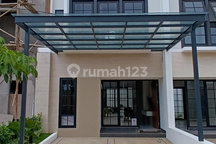 Rumah Dua Dekat ke Stasiun Depok Lama