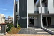 Rumah Cantik 2 Lantai Minimalis dan Strategis Sawangan Depok