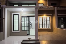 Rumah 1 Lantai Setngah 3 Kamar Tidur Dekat Stasiun Citayam