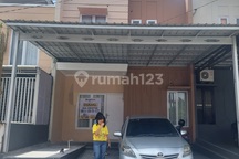 Disewakan Rumah 2 Lantai Di Balikpapan Regency Castarica