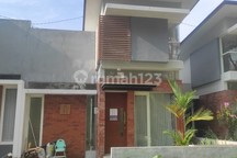 Rumah Tinggal The Oz Malang
