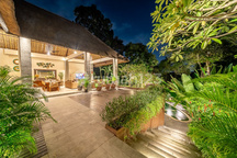 Villa 3 Kamar Tidur dengan Konsep Open Living dan Lingkungan Hutan di Buwit (R-Tb11)