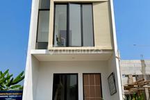 Rumah 2 Lantai Murah di Serpong Bebas Banjir Lingkungan Nyaman