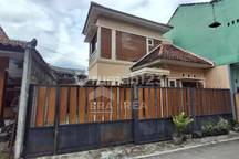 Rumah Dijual Artistik di Bener Tegalrejo Jogja, Dekat Asmi Santa Maria dan Sman 2