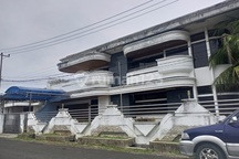 Rumah.2 Lantai Executive di Perumahan Sumber Jaya Teluk