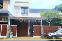 Rumah Dijual Siap Huni Terletak Sekitar Jalan Juanda Jalan Gili Gede, Karang Baru, Mataram