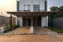 Rumah 2 lantai mewah gratis angsuran 1 thn