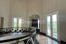 Jual Murah Rumah Pantai Indah Kapuk Hitung Tanah Jarang Ada Siap Huni